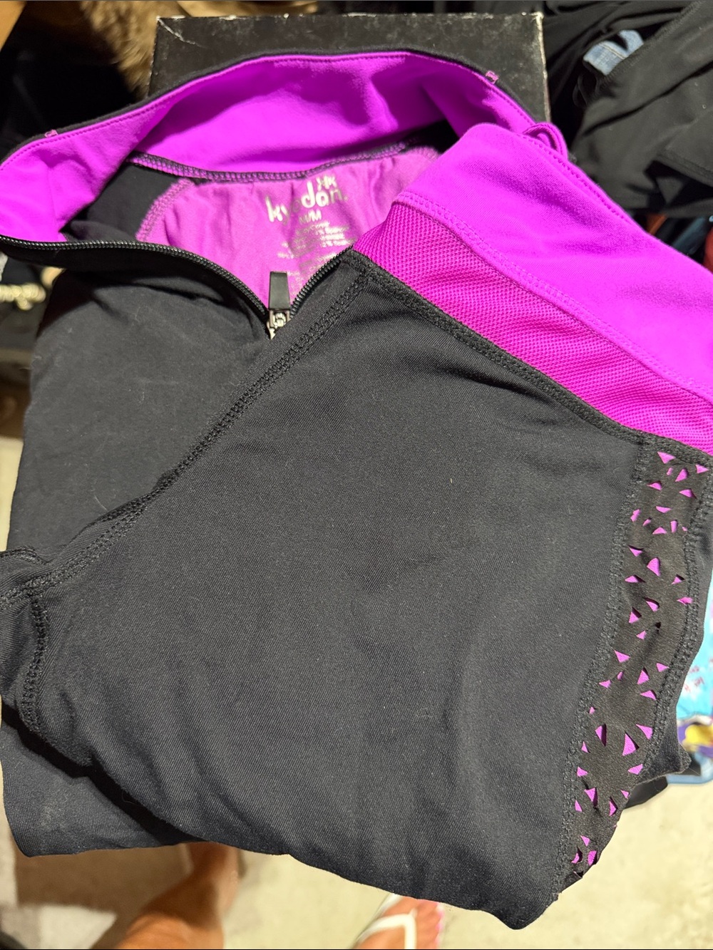 Kyodan Black Leggings with Bright Pink Accents